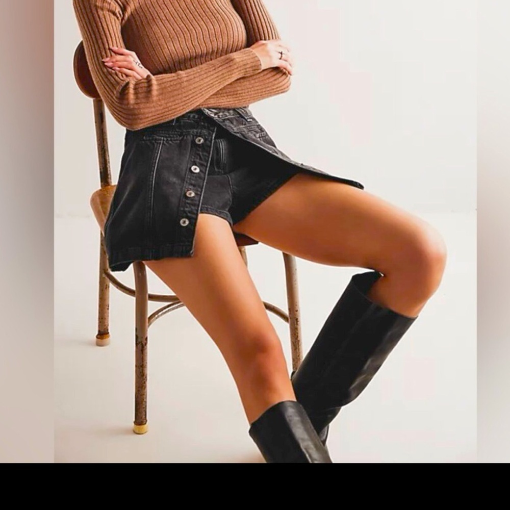 FREE PEOPLE (We the people)